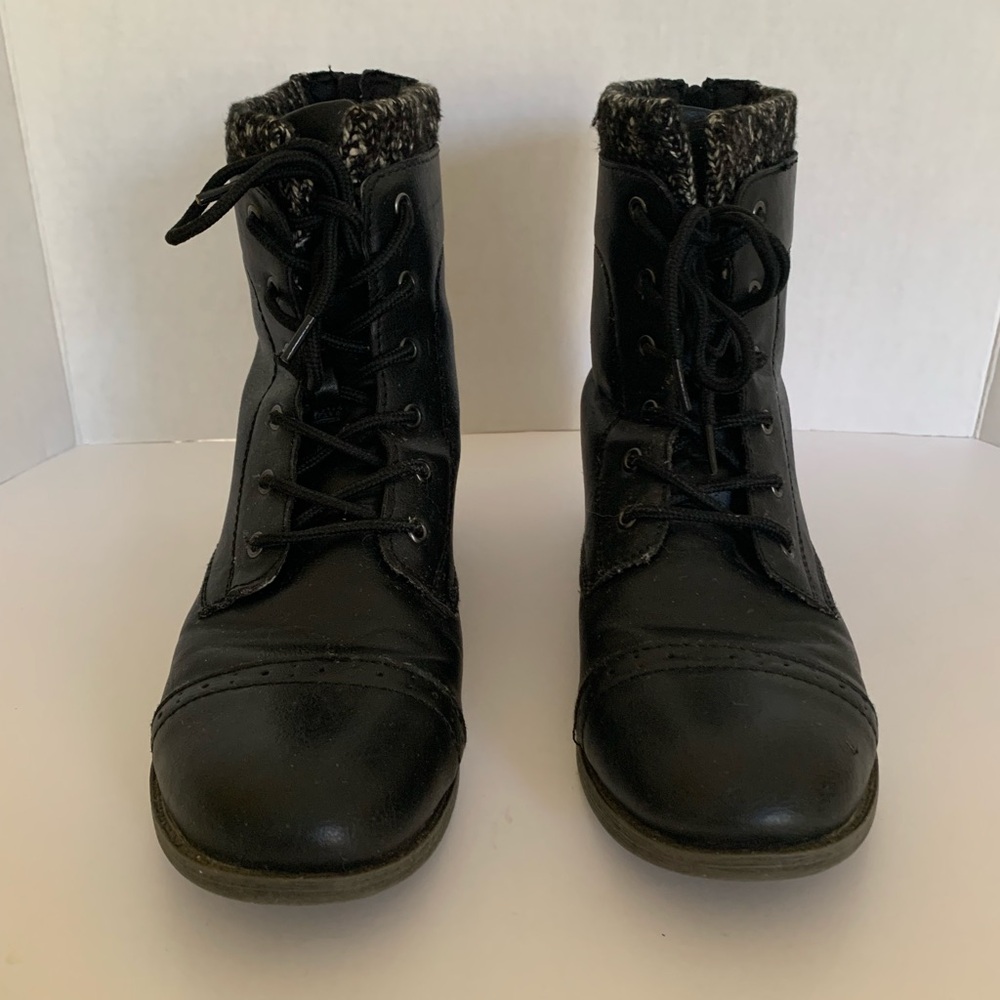 Kohl's Black Lace-Up Boots with Knit Trim Full Zipper Back Women’s Size 10M - Picture 7 of 17
